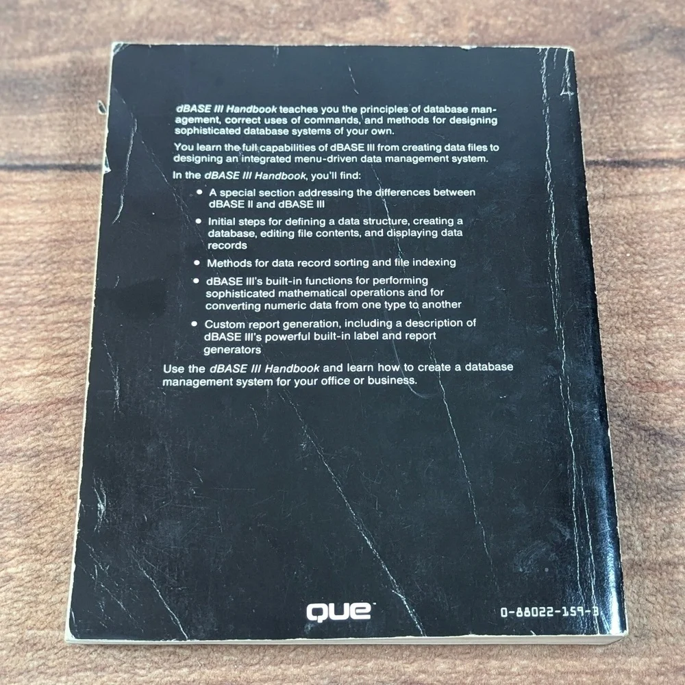 dBASE III Handbook Que Database Management System Programming Guide - Picture 3 of 6